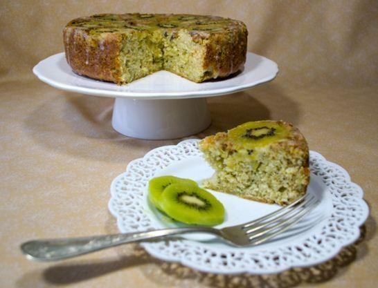 Bolo de Kiwi